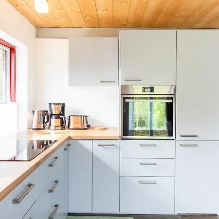 Ferienhaus Reetdachkate Ekenis