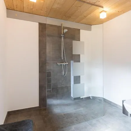 Ferienhaus Reetdachkate